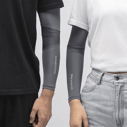 Manguito de Compressão UV 50+ (Par) – Proteção Solar Máxima, Conforto Térmico e Performance Esportiva