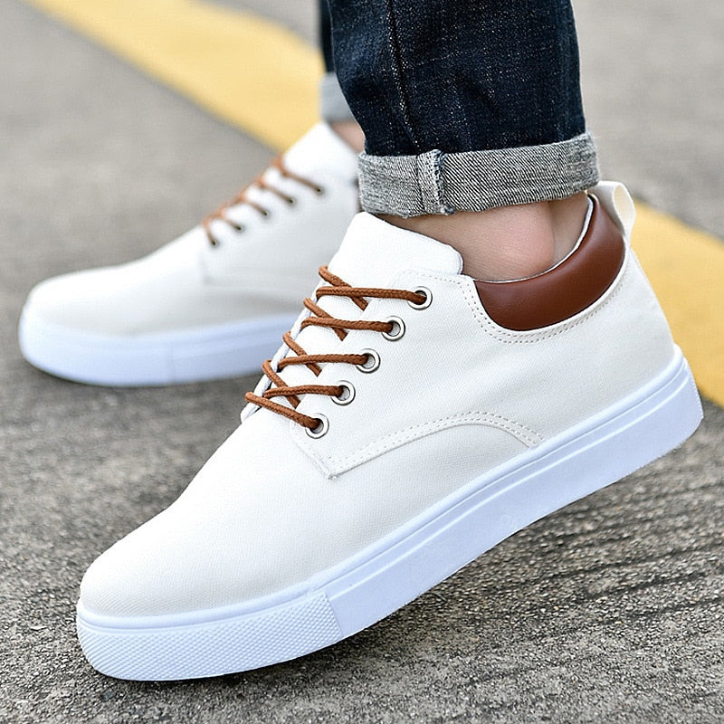 Magnus - Men’s Sneakers with a Crisp White Sole